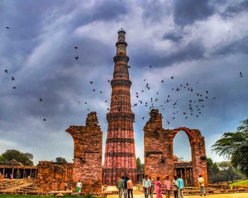 qutub-minar